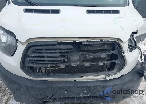 2019 Ford Transit-250 z USA, uszkodzony, nr VIN 1FTYR2CM7KKB56336